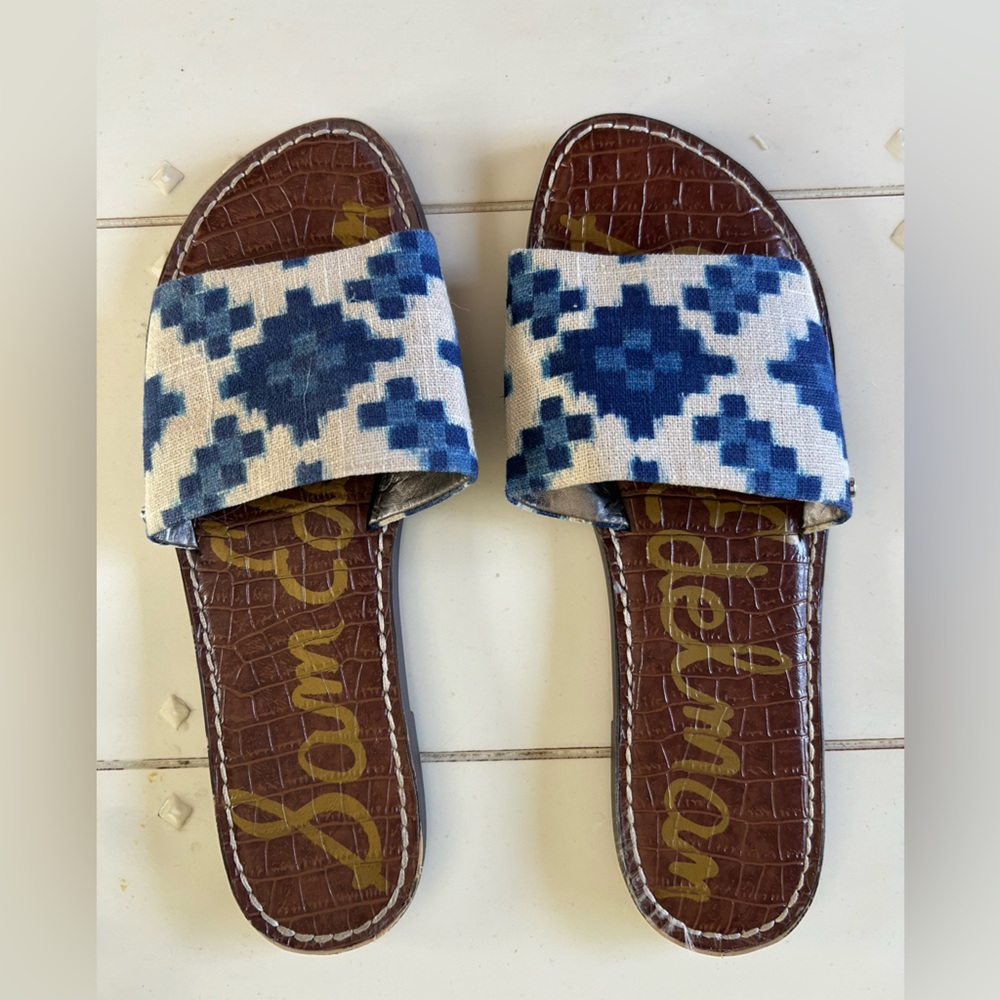 Sam Edelman blue ikat slides, size 9
